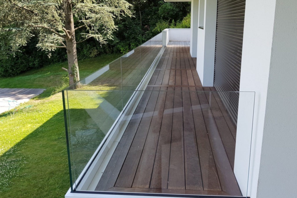 Choisir le verre pour une balustrade vitrée delos1 img6 z 1024x683 - Choisir le verre pour une balustrade vitrée