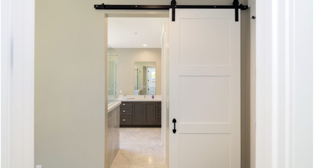 Porte coulissante, quelle installation choisir ? porte 1024x544 - Porte coulissante, quelle installation choisir ?