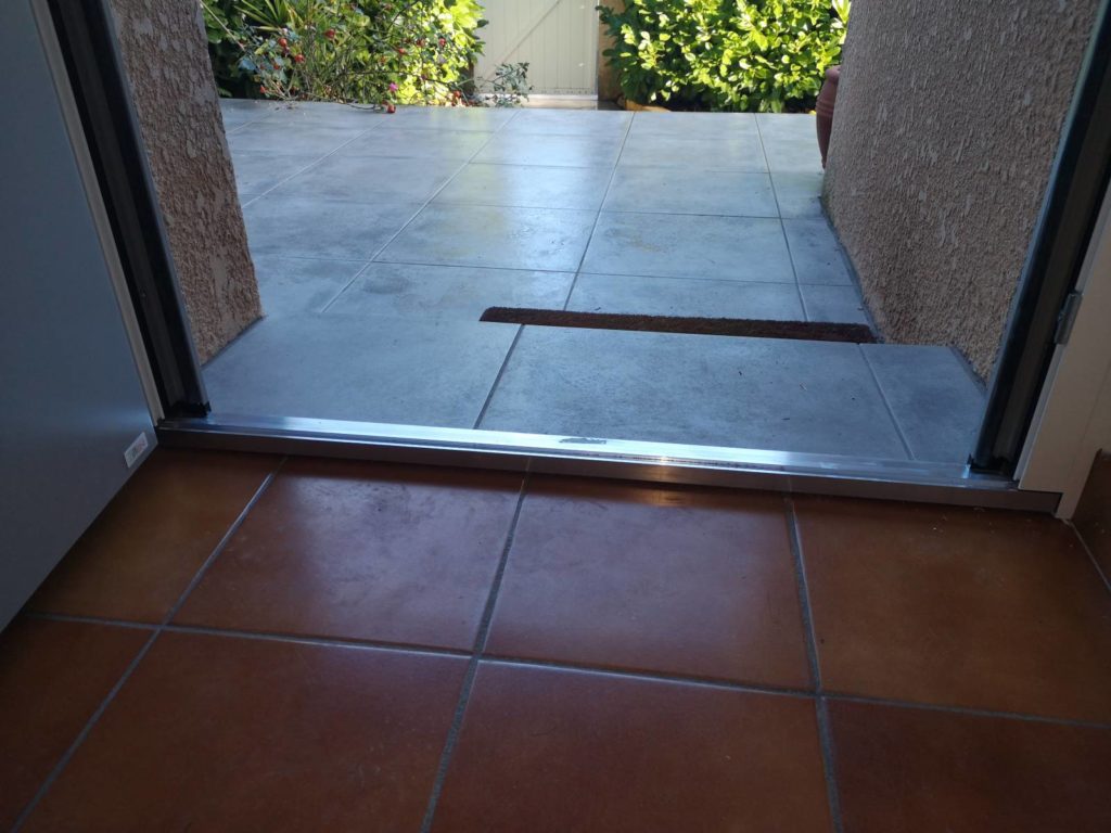 L'intérêt du seuil de porte à l'entrée d'un logement seuil 1024x768 - L'intérêt du seuil de porte à l'entrée d'un logement